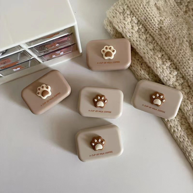 MOJO Cute Paws Lens Case