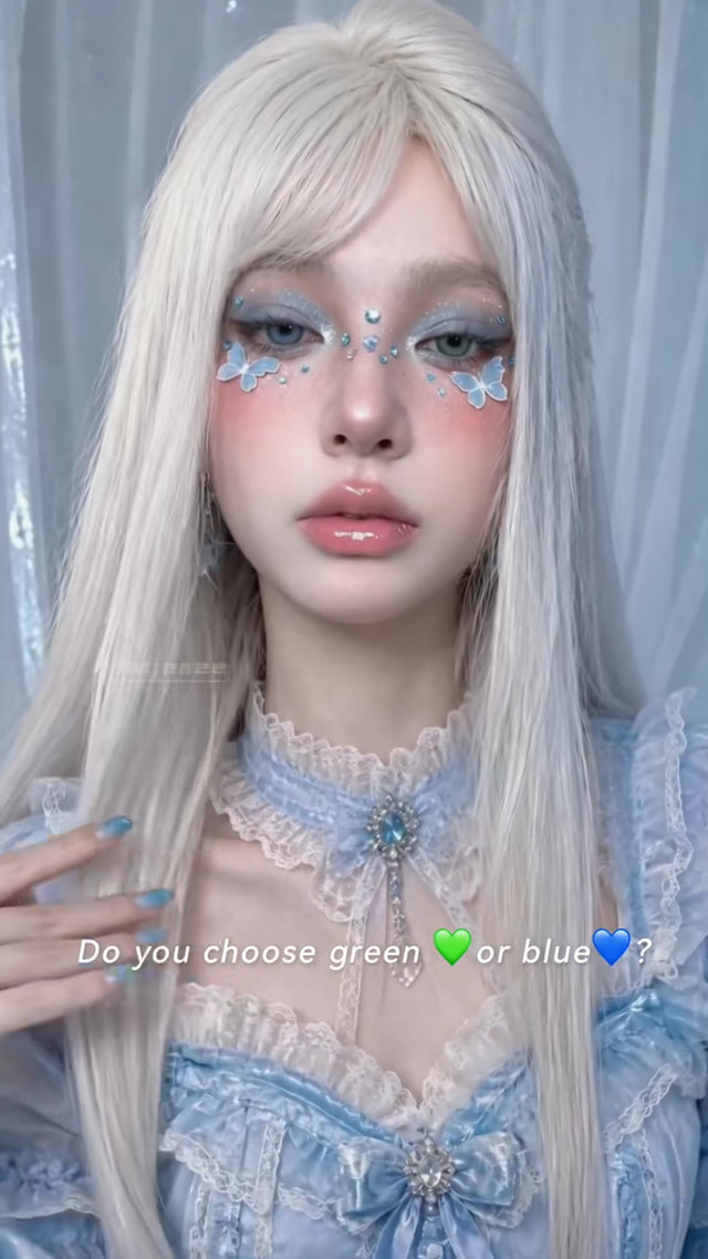 Green or Blue? One Face, Two Ice-Princess Answers