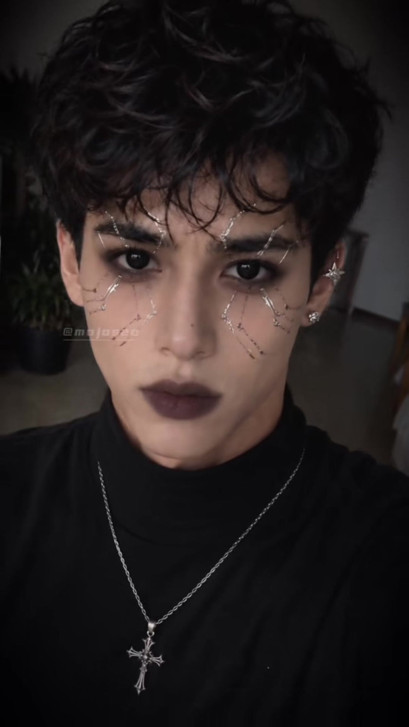 Do Solid Black Contacts Read as Halloween on Brown Eyes? A Men's Cracked-Glass Look