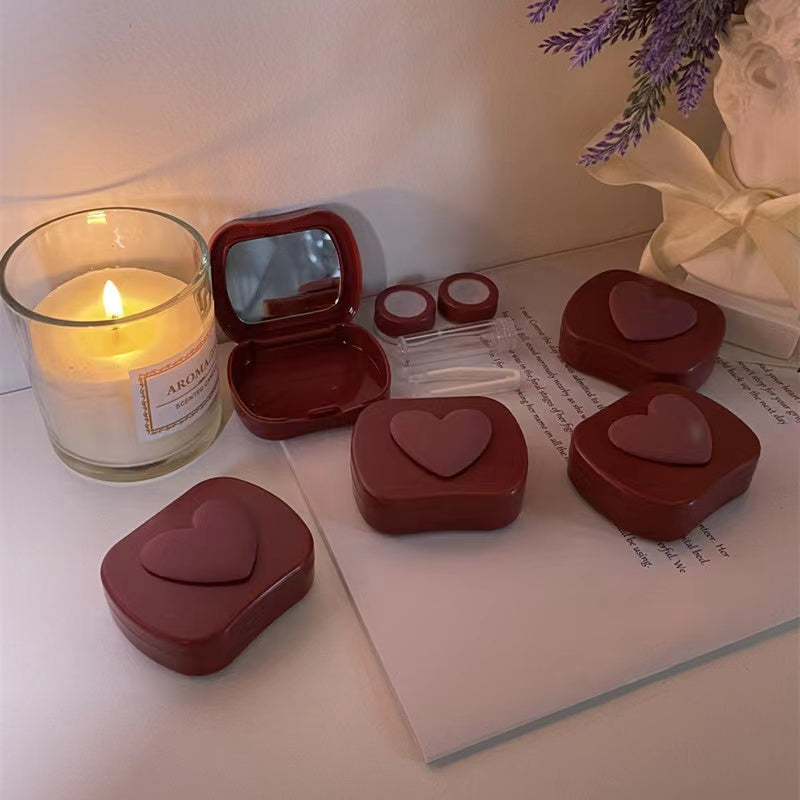 MOJO Red Heart Lens Case